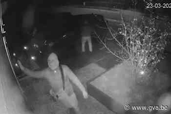 Straffe beelden: zo gemakkelijk stelen dieven Range Rover in Dessel - Gazet van Antwerpen