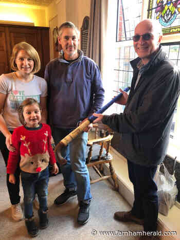 Hockey stick revived at Haslemere repair cafe - Farnham Herald