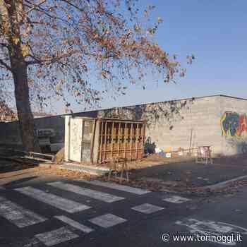 Aurora, corso Vercelli dice addio all'edicola davanti alle OGM: “Formò generazioni di operai” - TorinOggi.it