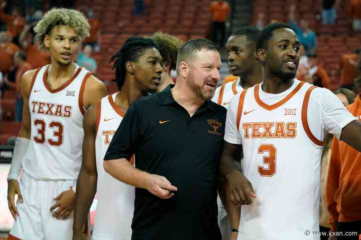 POLL: Baylor stays atop college basketball, Texas ranked No. 16