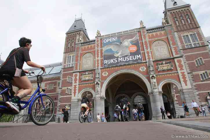 Museums in Europe Begin Closing in an Attempt to Slow the Fast-Moving Omicron Variant