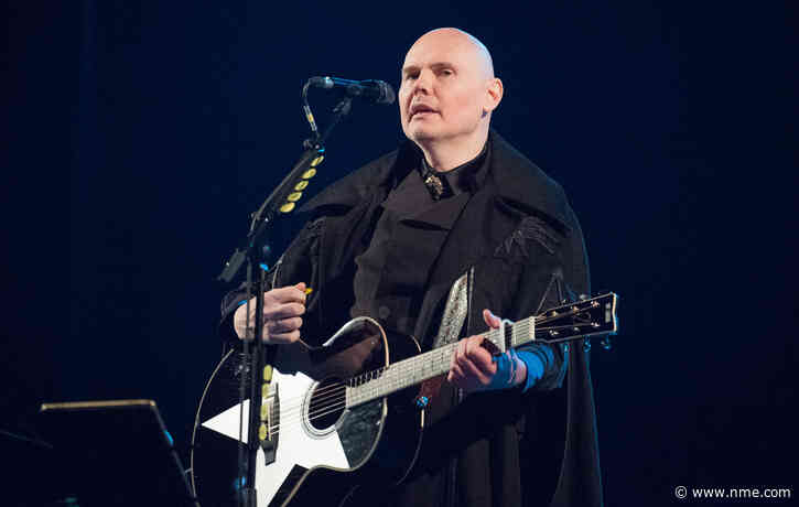 Billy Corgan plays set of Christmas songs with family after father’s death