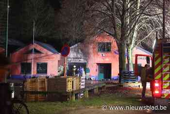 Chirolokalen lopen zware schade op door nachtelijke brand - Het Nieuwsblad