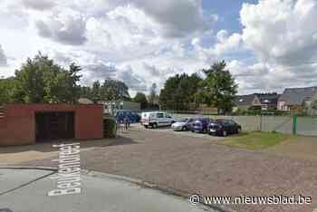 Parking bij kinderopvang krijgt extra verlichting: “Gevaarlijke situatie als ouders hun kinderen afzetten of ophalen”