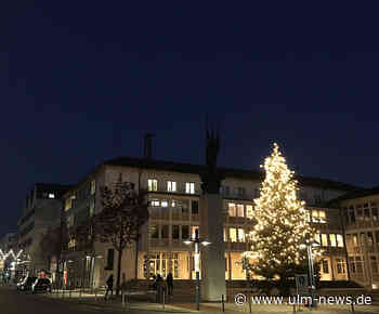 „Helle Freude“ auf der Neu-Ulmer Rathausfassade