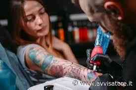 Tatuaggi a colori vietati? No, solo più sicuri, ne parliamo con Marco Manzo - Avvisatore.It