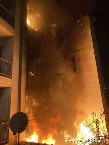 Dertien bewoners moeten nieuw onderdak zoeken na hevige brand