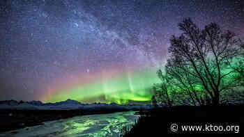Alaska aurora photographer celebrating 25 years of nocturnal lifestyle - KTOO