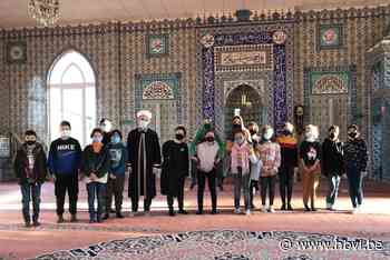 Leerlingen Straf! bezoeken Fatih moskee in Beringen - Het Belang van Limburg