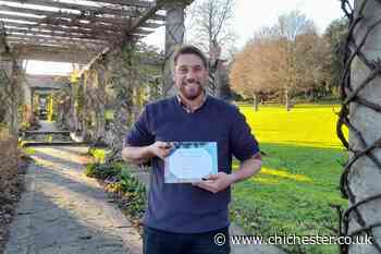West Dean's head gardener wins Garden Media Guild's Journalist of the Year award - Chichester Observer