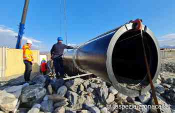 Posa in opera di un maxi tubo da 46 quintali a Marinella - Cronaca4