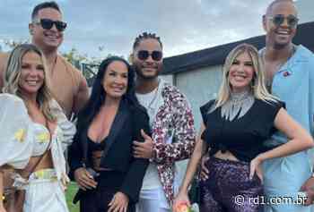 Carla Perez, Scheila Carvalho e Lorena Improta roubam a cena com performance em show dos maridos - RD1 - Terra