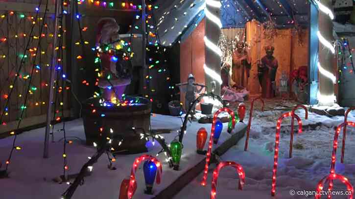 Calgary grandparents transform backyard into a Christmas wonderland