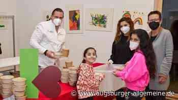 Sternekoch Simon Lang kocht für Bewohner des Ellinor-Holland-Hauses - Augsburger Allgemeine