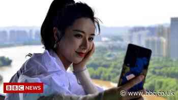 Viya: Top Chinese live-streamer fined $210m for tax evasion