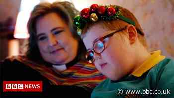 Virtual reality worship: What carols at home looks like this Christmas