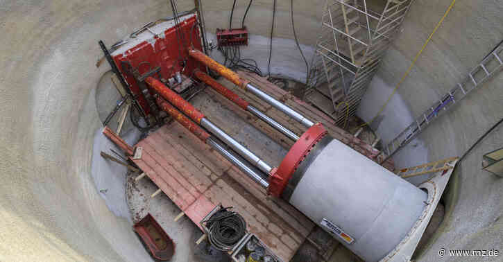 Heidelberg:  In der Bahnstadt wird ein aufwendiger Wasserkanal verlegt