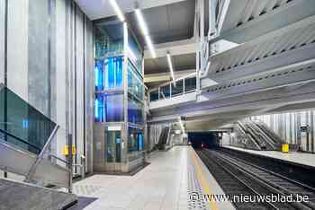 Metrostation Roodebeek is na renovatie toegankelijk voor slechtzienden - Het Nieuwsblad