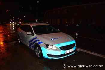 Politie verwijdert dronken maskerweigeraar uit Smatch (Zulte) - Het Nieuwsblad