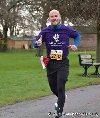 Stuart Owen runs half marathon to raise money for Bolton Hospice in memory of his mum