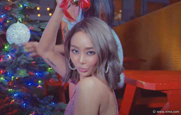 Hyolyn spends Christmas with her loved ones in  ‘A-Ha’ music video