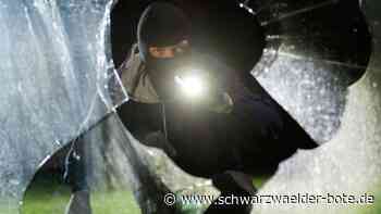 Zeugen gesucht: Einbrecher erbeutet in Neuhengstett Schmuck