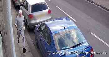 The chilling moment Stephen Beach runs behind Grimsby dad with garden tool before fatal stabbing - Grimsby Live