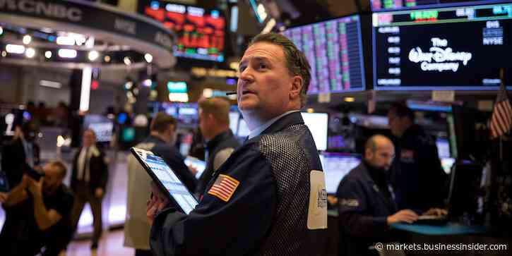 Dow climbs 560 points as optimism grows that Omicron risks are manageable