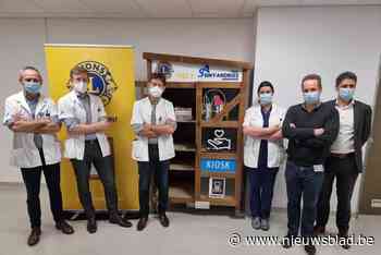 Personeel laat spullen achter in kast in ziekenhuis en wie het nodig heeft, mag die meenemen