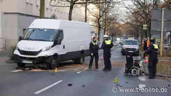 Essen: E-Rollstuhlfahrer von Transporter angefahren - t-online.de