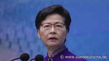 Carrie Lam, Statthalterin in Hongkong von Pekings Gnaden - Süddeutsche Zeitung - SZ.de