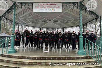 VIDEO: Maple Ridge Secondary choir perform at Haney Holiday Farmers Market – Maple Ridge News - mapleridgenews.com