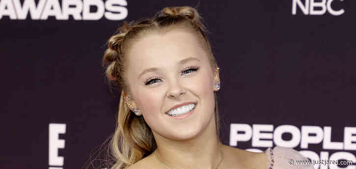 JoJo Siwa Nearly Trampled By Phoenix Suns Player While Sitting Courtside at NBA Game (Video)