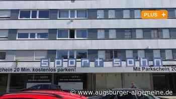 Neue Corona-Impfstelle im früheren "Sport Sohn" nimmt Betrieb auf - Augsburger Allgemeine