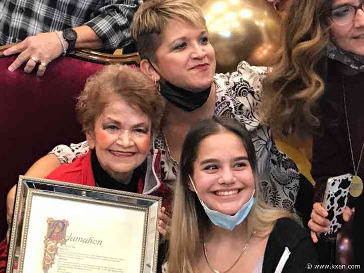 Austin honors longest-tenured H-E-B retail employee with proclamation