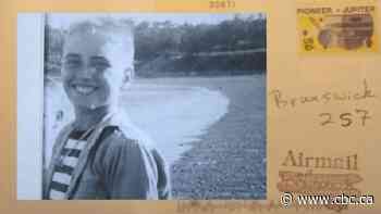 How an N.B. man's teen prank led to a 63-year exchange of Christmas cards