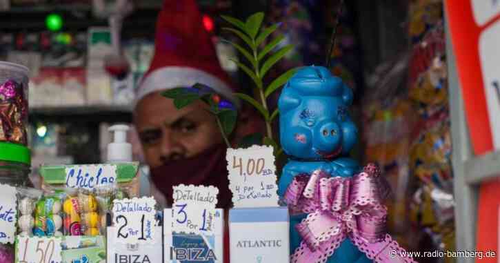Bunte «Weihnachtsschweinchen» für Trinkgeld in Venezuela