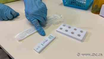 Alberta reports 1,346 new cases of COVID-19, Omicron cases now total 2,131