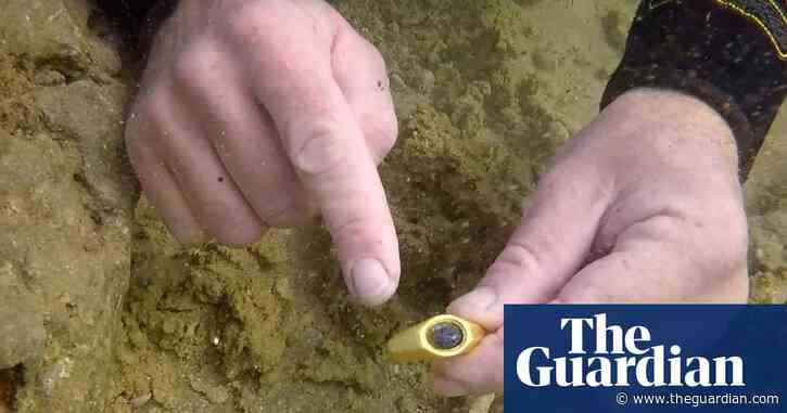 Israeli archaeologists find treasure trove among Mediterranean shipwrecks