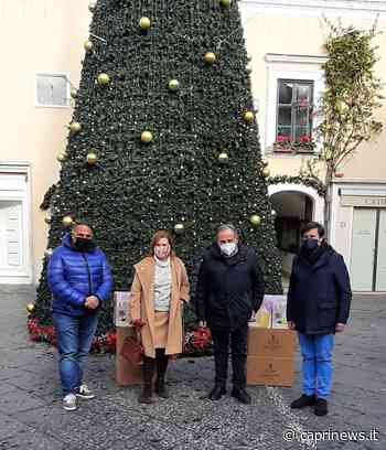 Il Rotary dona alla Città di Capri quaranta pacchi di Natale contenenti la spesa alimentare per famiglie in difficoltà - Capri News