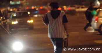 Buenos Aires: un hombre de 72 años fue apuñalado por un cuidacoches tras negarse a darle dinero - La Voz del Interior
