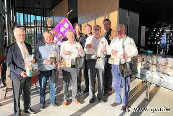 100 dessertpakketten voor 60 gezinnen dankzij Lions Club Antwerpen Moerland - Gazet van Antwerpen