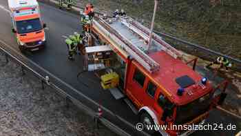 Mann aus Aschau am Inn stirbt bei schwerem Unfall auf der B12 bei Rattenkirchen