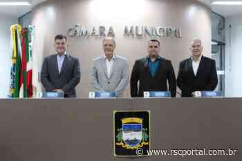 Elísio Sgrott assume a presidência da Câmara de Imbituba - Impresso Catarinense - Open Sans, sans-serif;