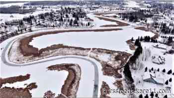 Warroad lays claim to America's longest skate path