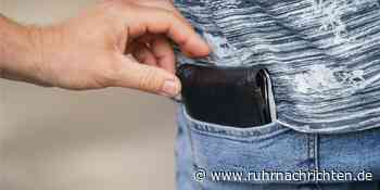 Unbekannter klaut 79-Jährigem in Ascheberg die Geldbörse aus Gesäßtasche - Ruhr Nachrichten