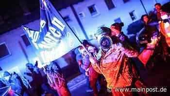 Ebern: So ist der "abendliche Spaziergang gegen die Spaltung" verlaufen - Main-Post