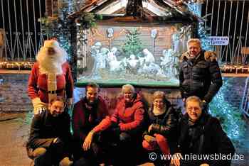 Kerstbeelden die jaren zoek waren prijken in nieuwe stal