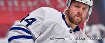 COVID-19: Morgan Rielly frappé à son tour