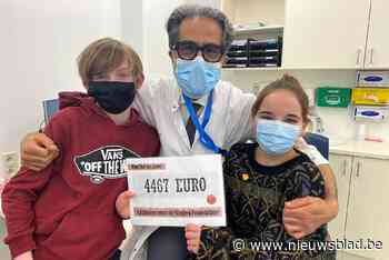 IJsbeertjes Flor en June steunen ‘topdokter’ Nasser Nadjmi: “Nu kan ik ook Iraanse en Afghaanse kinderen met open gehemelte helpen”